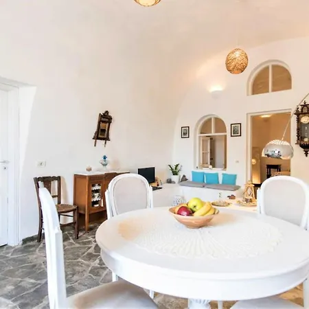 Bioclimatic Cave House Santorini Holiday home Vothon