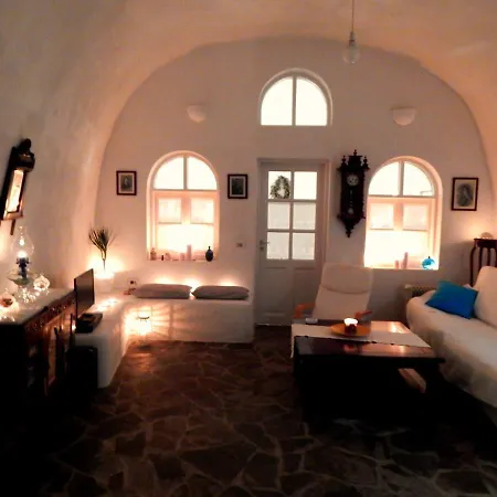 Holiday home Bioclimatic Cave House Santorini *